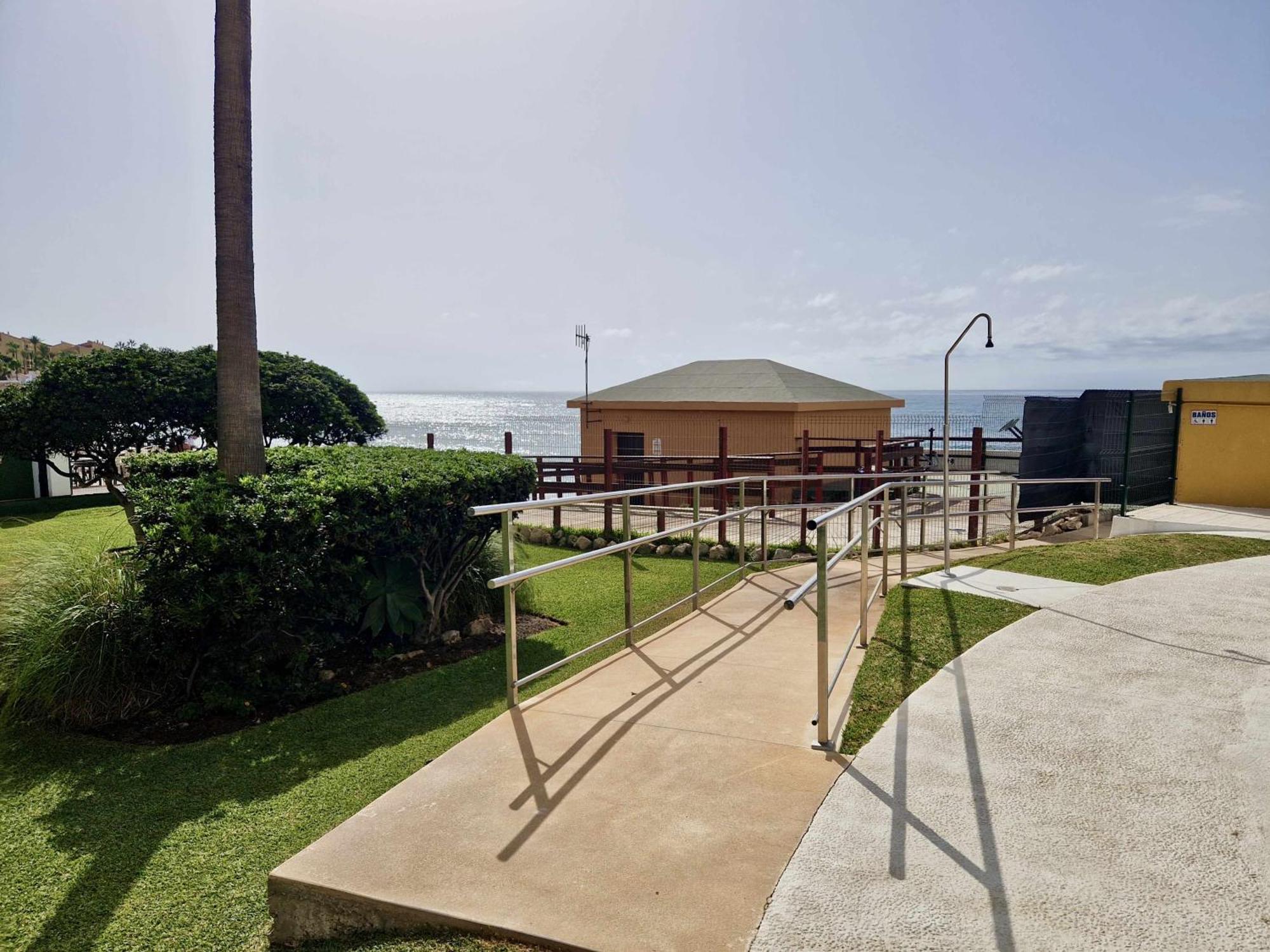 Sr Almirante 1ª Linea De Playa Appartement Sitio de Calahonda Buitenkant foto